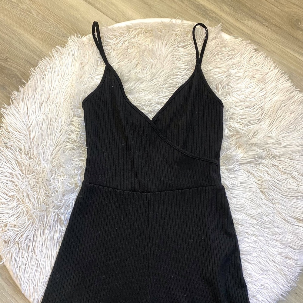 Forever 21 Spaghetti Strap Romper - Picture 2 of 4